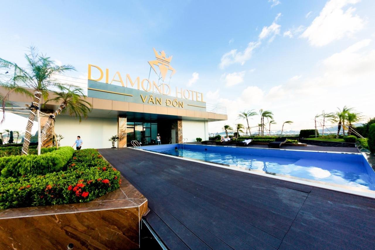 Diamond Hotel Vân Đồn Cam Pha Exterior foto